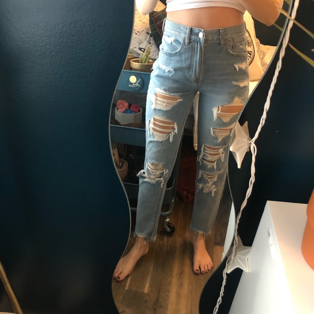 AE mom jean